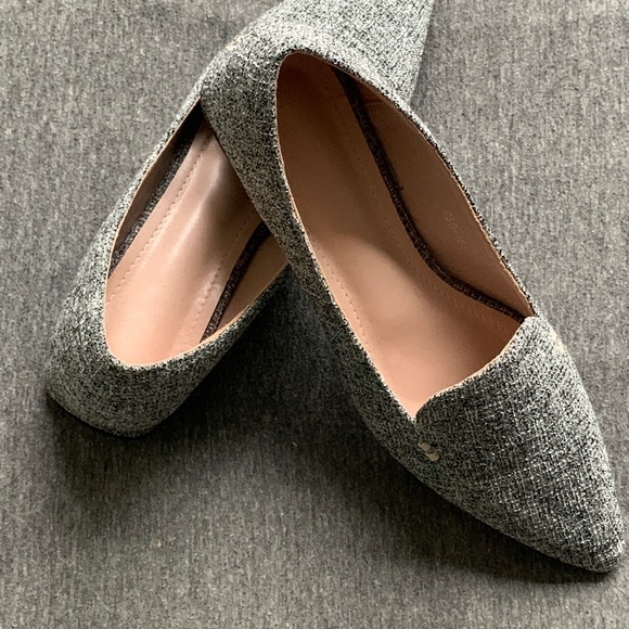 Woman’s sandals - Picture 2 of 3